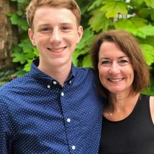 Meet your Posher, Linda